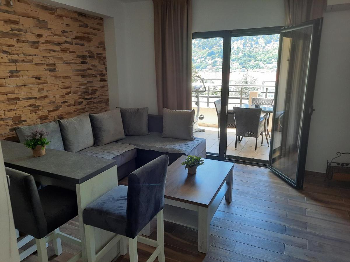 Square Point Apartments Котор Экстерьер фото