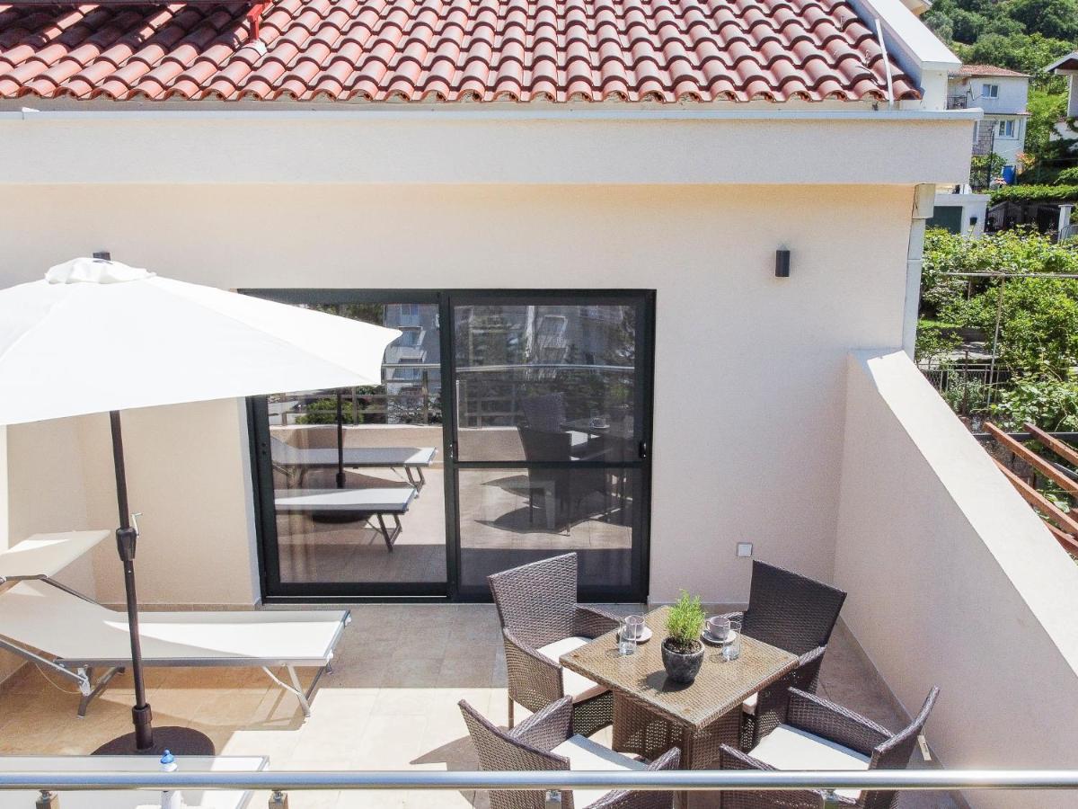 Square Point Apartments Котор Экстерьер фото