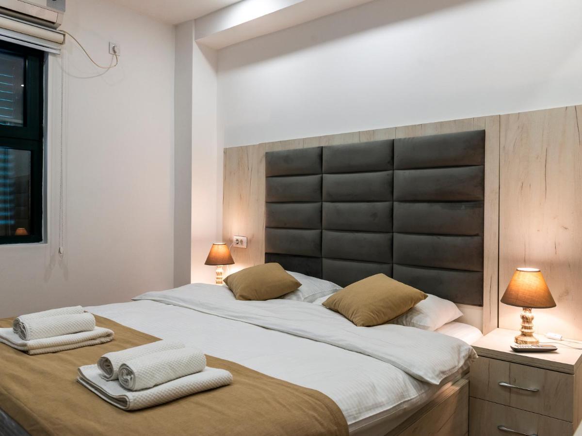 Square Point Apartments Котор Экстерьер фото