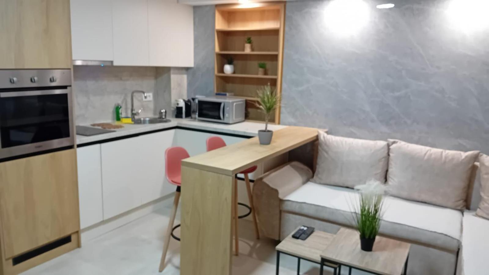 Square Point Apartments Котор Экстерьер фото