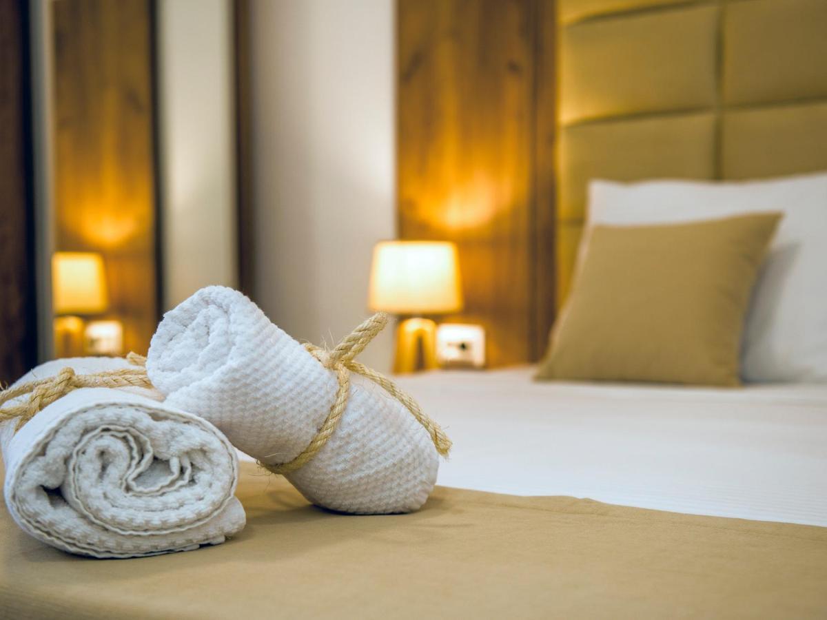 Square Point Apartments Котор Экстерьер фото