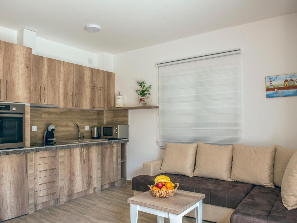 Square Point Apartments Котор Экстерьер фото