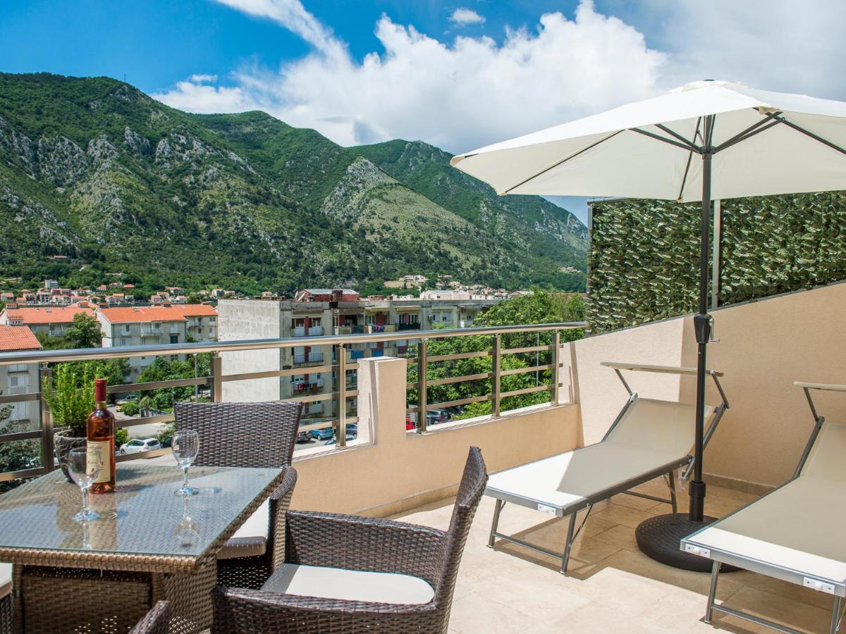 Square Point Apartments Котор Экстерьер фото